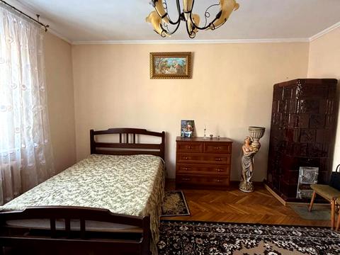 будинок за адресою Миру