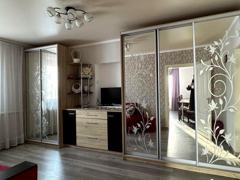 будинок за адресою Шкільна