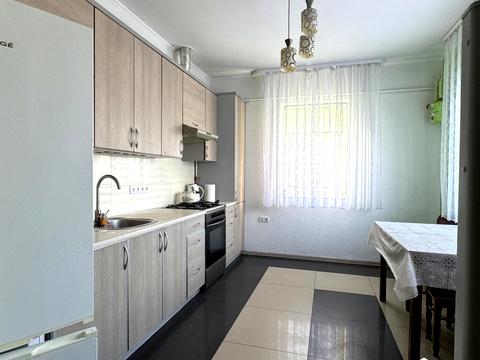 будинок за адресою Шкільна