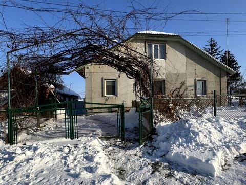 будинок за адресою Шкільна