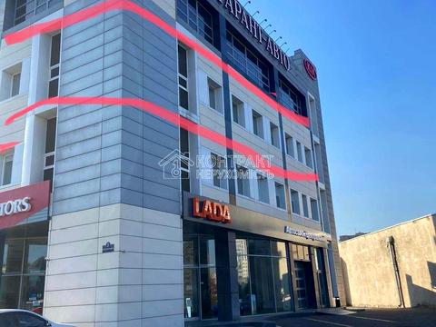 комерційна за адресою майдан Ірини Бугримової пл., 3