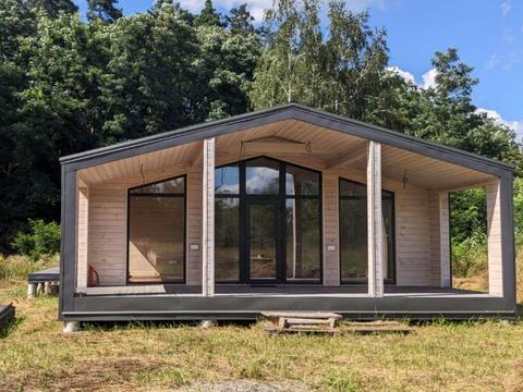 будинок за адресою Озерна