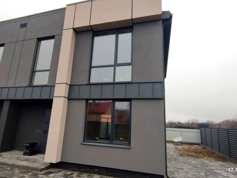 будинок за адресою с. Петропавлівська борщагівка, Віктора Макогона вул.