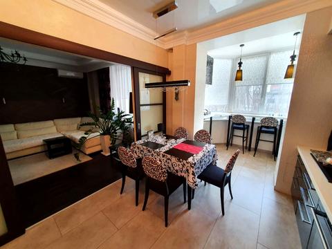 квартира за адресою Одеса, Добровольців вул. (Маршала Говорова), 10б