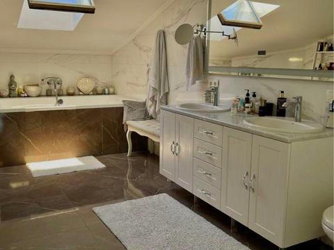 будинок за адресою Стежки вул.