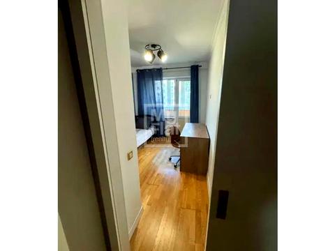 квартира за адресою Гетьмана Кирила Розумовського вул. (Миколи Краснова), 12