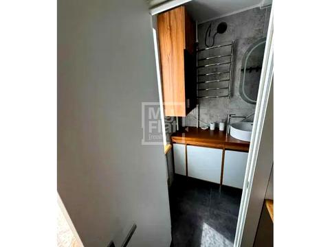 квартира за адресою Гетьмана Кирила Розумовського вул. (Миколи Краснова), 12