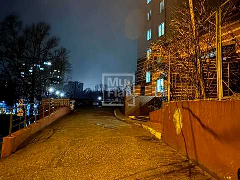комерційна за адресою Жамбила Жабаєва вул. (Кузьминська), 22