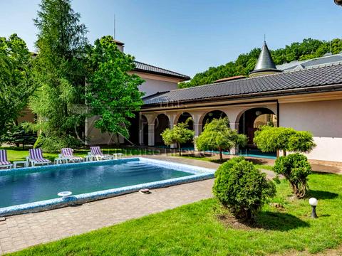 будинок за адресою Київська вул.