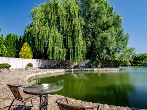 будинок за адресою Київська вул.