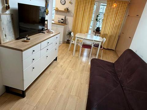 квартира за адресою Алана Шепарда вул. (Суворова), 11