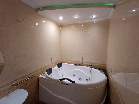 квартира за адресою Миколи Бажана просп., 1-М