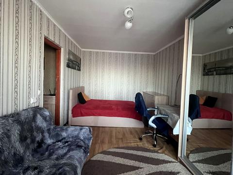 квартира за адресою Космонавта Поповича вул. (Космонавта Волкова), 8