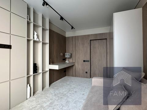 квартира за адресою Дніпровська набережна вул., 15-Є