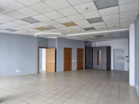 комерційна за адресою Королеви Єлизавети ІІ вул. (Глинки), 2