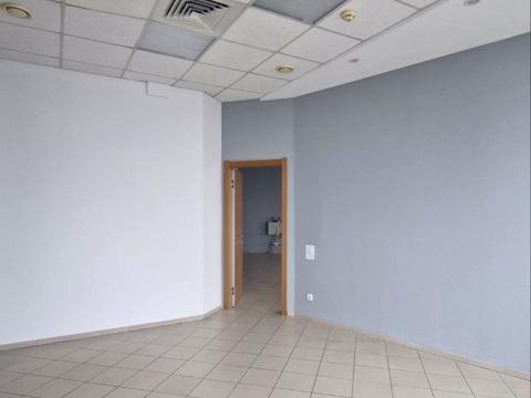 комерційна за адресою Королеви Єлизавети ІІ вул. (Глинки), 2