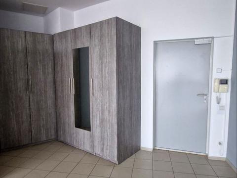 комерційна за адресою Королеви Єлизавети ІІ вул. (Глинки), 2