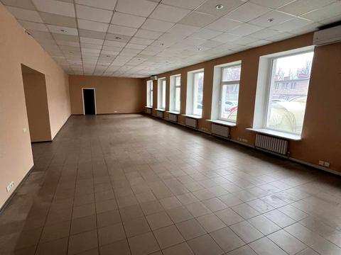 комерційна за адресою Дмитра Яворницького просп. (Карла Маркса), 107