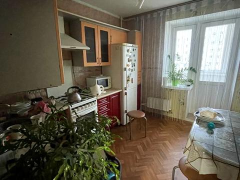 квартира за адресою Металургів вул., 32а