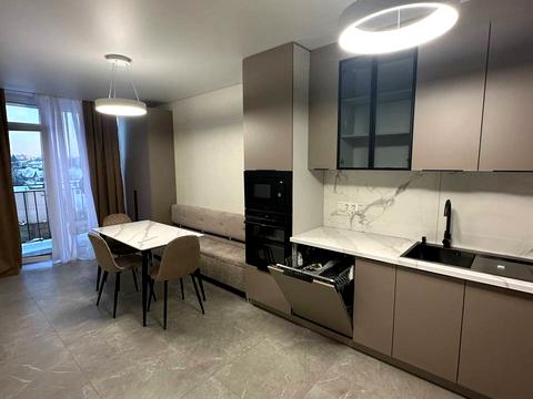 квартира за адресою Юліана Пелеша вул., 1