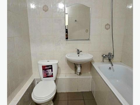 квартира за адресою Бориса Гмирі вул., 12-Б