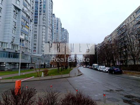 коммерческая по адресу Николая Ушакова ул., 1-Д