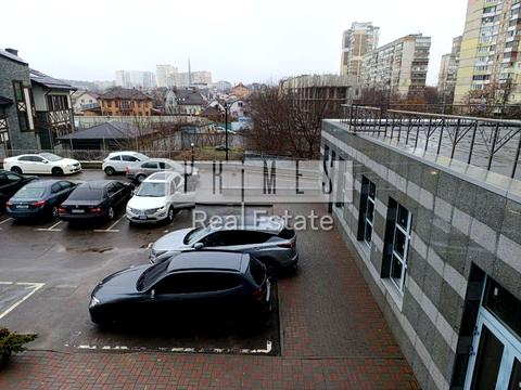 коммерческая по адресу Николая Ушакова ул., 1-Д