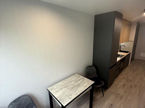 квартира за адресою Василя Симоненка вул., 107-А