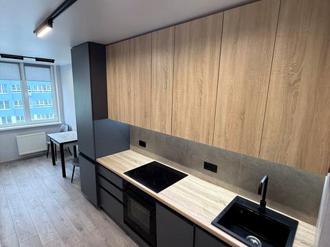 квартира за адресою Василя Симоненка вул., 107-А