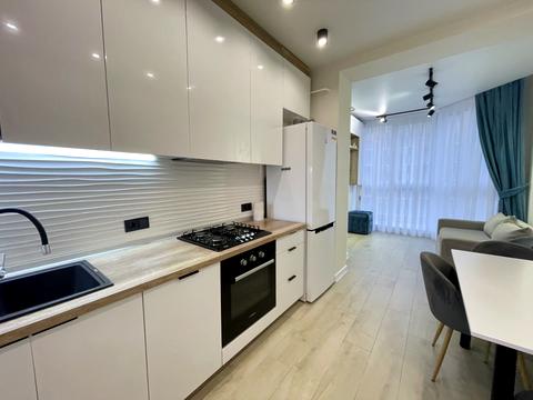 квартира по адресу Молодіжна ул., 4