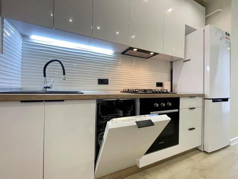 квартира по адресу Молодіжна ул., 4