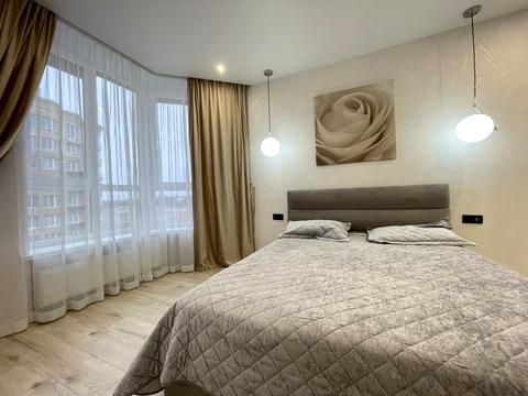 квартира по адресу Молодіжна ул., 4