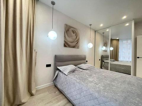 квартира по адресу Молодіжна ул., 4