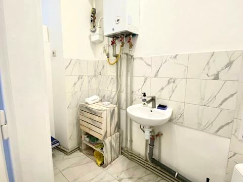 комерційна за адресою Михайла Мулика вул. (Гаркуші), 4