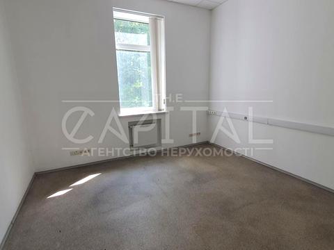 комерційна за адресою Київ, Вінстона Черчилля вул. (Червоноткацька), 43