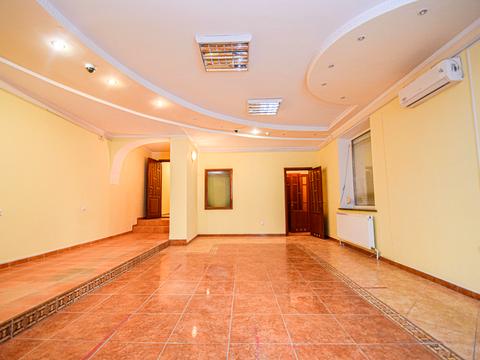 комерційна за адресою Сергія Короля вул. (Бережанська), 53-А