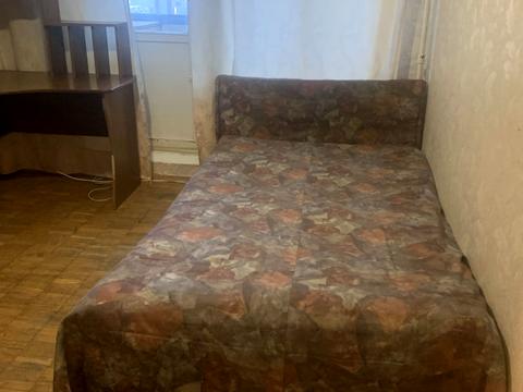 квартира за адресою Оксани Вороніної пров. (Металістів), 1