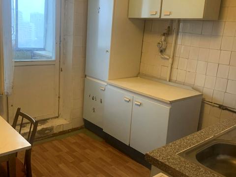 квартира за адресою Оксани Вороніної пров. (Металістів), 1