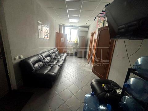 комерційна за адресою Індустріальний пров., 2