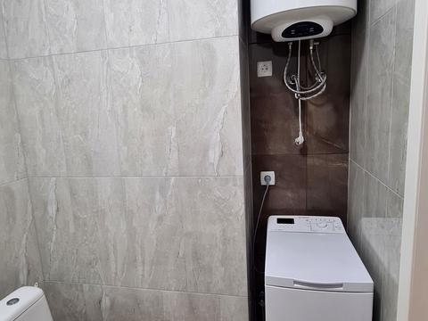 квартира за адресою Ревуцького вул., 40-Б