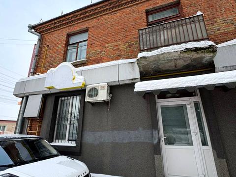 комерційна за адресою Подільська вул., 10