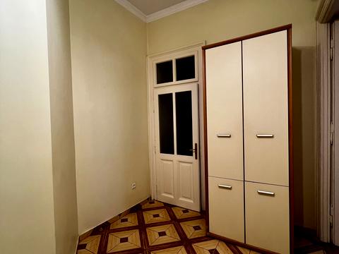 квартира за адресою Михайла Туган-Барановського вул., 32