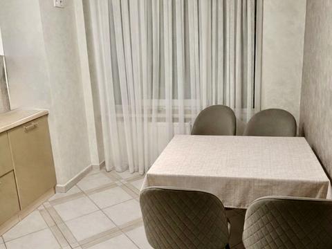 квартира за адресою Івана Величковського вул., 70а