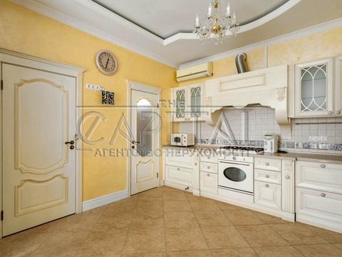 будинок за адресою с. Велика Олександрівка, Лесі українки