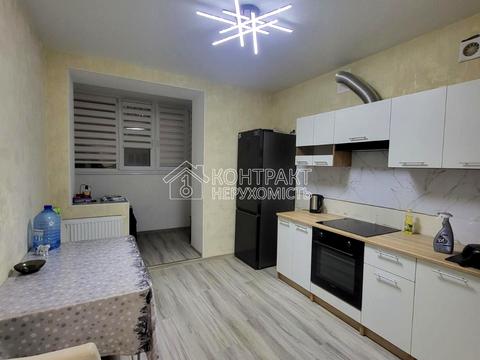 квартира за адресою Льва Ландау просп. (50-річчя СРСР), 52-Л