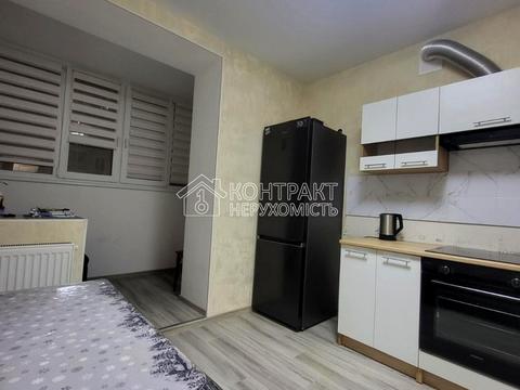 квартира за адресою Льва Ландау просп. (50-річчя СРСР), 52-Л