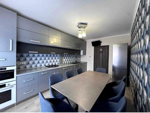 квартира за адресою Василя Стуса вул., 38