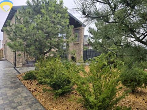 будинок за адресою Леонтовича