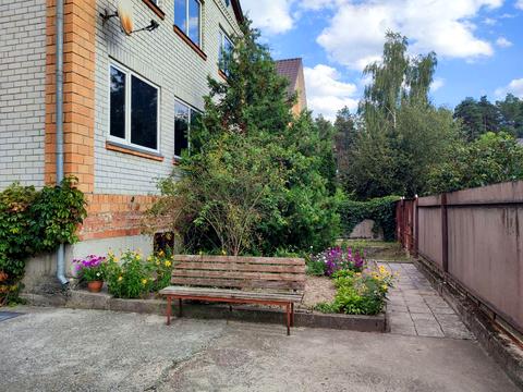 будинок за адресою Бровари, Ялинкова вул.