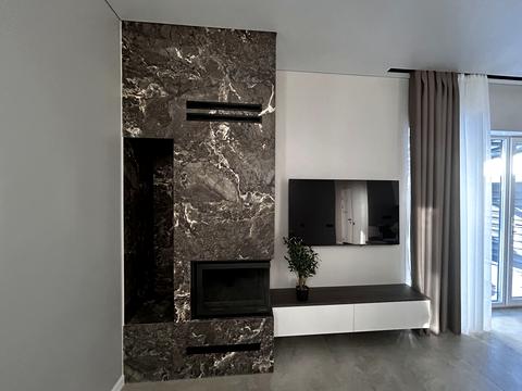 будинок за адресою Леоніда Каденюка вул.